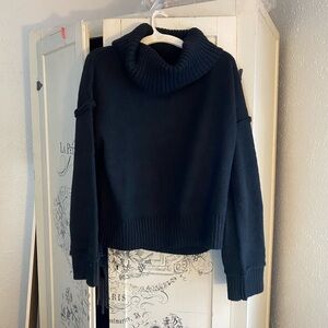 NWOT Brook and Lynn Black Sweater - Lg